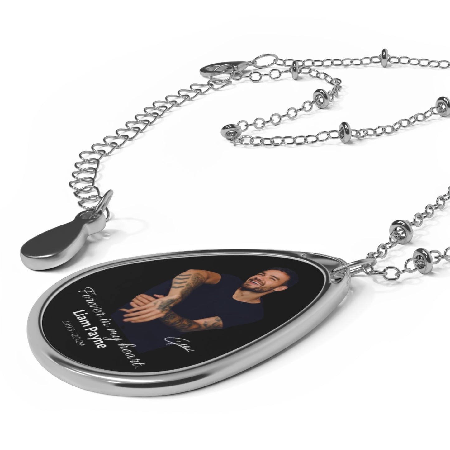 Liam Payne w Signature Tribute In Memory Of Oval Necklace Forever in Heart